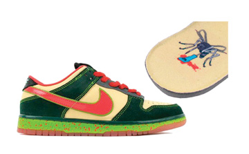 NIKEDUNKMOSQUITO NIKEDUNKMOSQUITO
